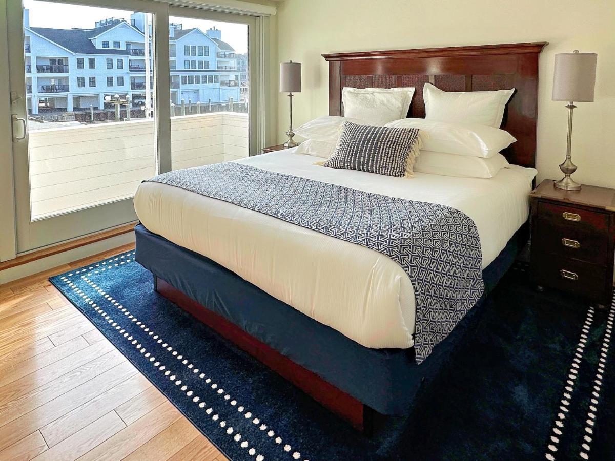 Harborside Inn นิวพอร์ต ภายนอก รูปภาพ